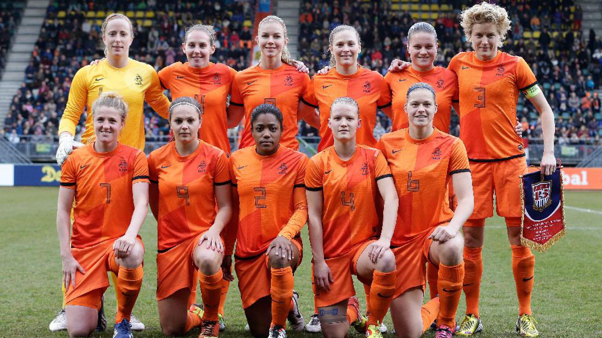 Nederlands Elftal Logo : KNVB | OranjeLeeuwinnen